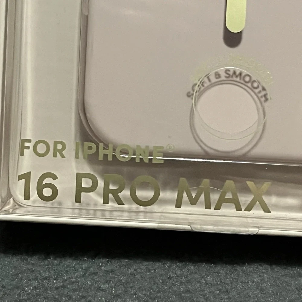 XO Poppy iPhone 16 Pro Max Himalayan Sunrise Beige‎ Magsafe Cellphone Case